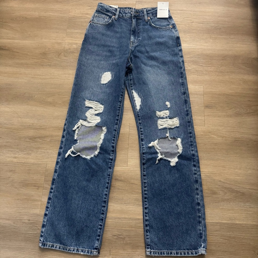 NWT Forever 21 Low Rise 90’s Fit Jeans Size 25